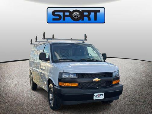 2025 Chevrolet Express 2500 RWD 2500 Regular Wheelbase WT