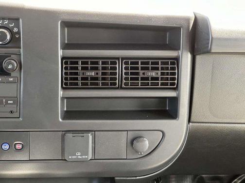 2025 Chevrolet Express 2500 RWD 2500 Regular Wheelbase WT