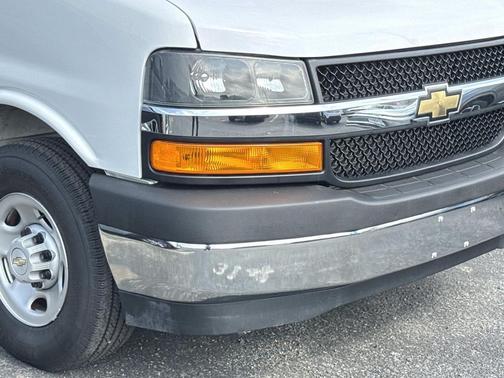 Summit White 2024 Chevrolet Express 2500 Work Van
