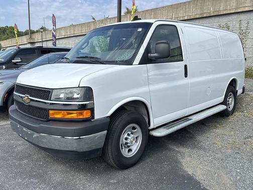 Summit White 2024 Chevrolet Express 2500 Work Van