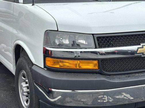 2024 Chevrolet Express 2500 RWD 2500 Regular Wheelbase WT