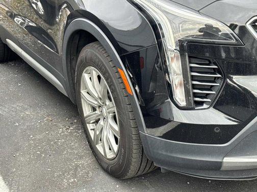 2020 Cadillac XT4 Premium Luxury