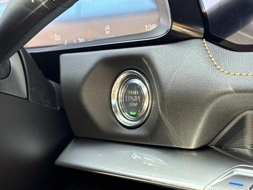 2026 Chevrolet Corvette Stingray w/2LT