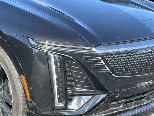 2024 Cadillac LYRIQ Sport