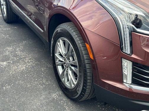 2022 Cadillac XT5 Premium Luxury