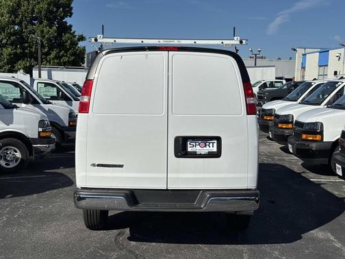 Summit White 2026 Chevrolet Express 2500 LT