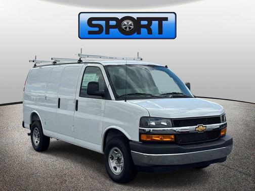 Summit White 2026 Chevrolet Express 3500 3500 Regular Wheelbase, WT, RWD