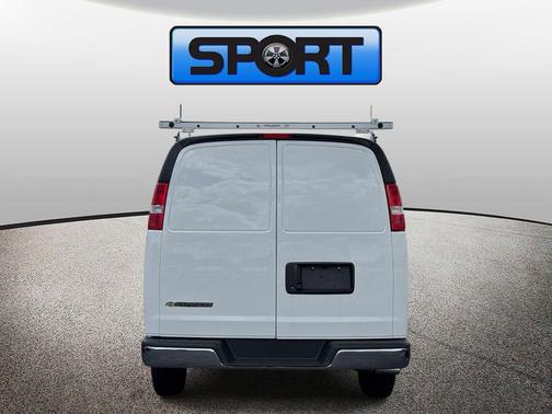 Summit White 2026 Chevrolet Express 3500 3500 Regular Wheelbase, WT, RWD