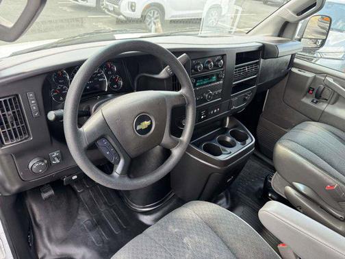 2024 Chevrolet Express 2500 Work Van