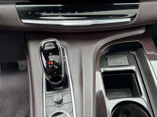 2022 Cadillac Escalade ESV Sport Platinum