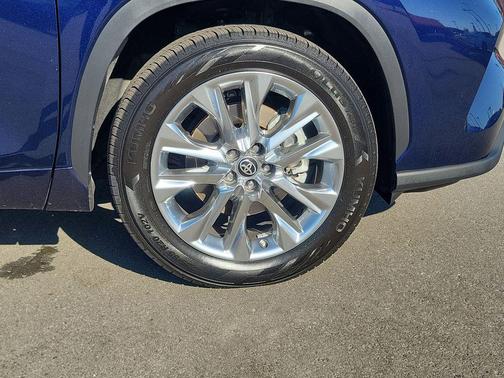 2022 Toyota Highlander Limited