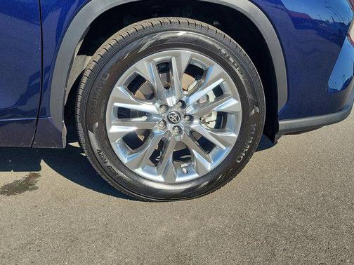 2022 Toyota Highlander Limited