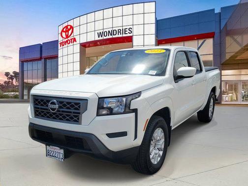 2023 Nissan Frontier SV