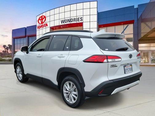 2022 Toyota Corolla Cross LE