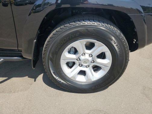 2020 Toyota 4Runner SR5
