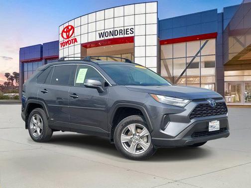 2024 Toyota RAV4 Hybrid LE