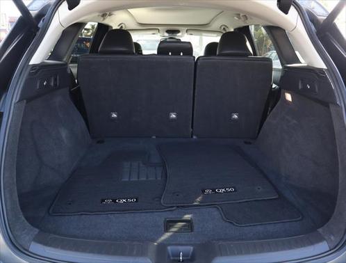 2021 INFINITI QX50 LUXE