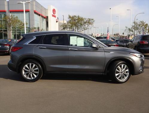 2021 INFINITI QX50 LUXE