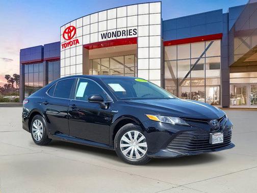 2020 Toyota Camry LE