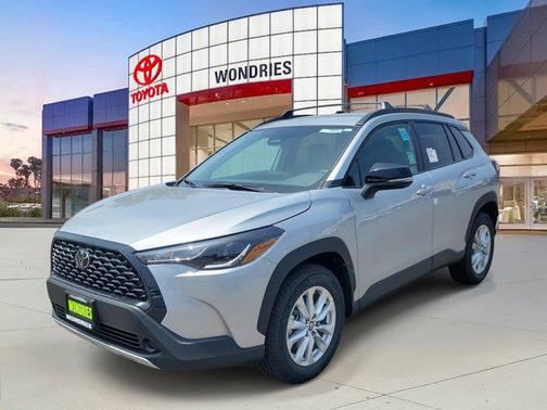 2025 Toyota Corolla Cross LE