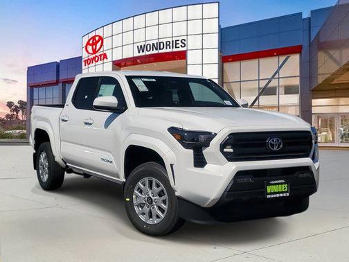 2025 Toyota Tacoma SR