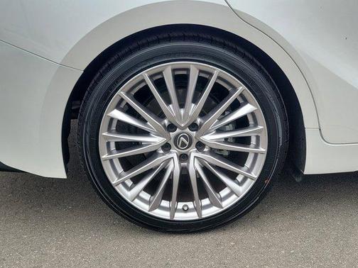 2022 Lexus IS 300 Base