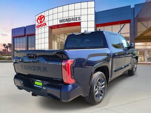 2025 Toyota Tundra Hybrid Platinum