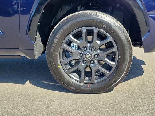 2025 Toyota Tundra Hybrid Platinum