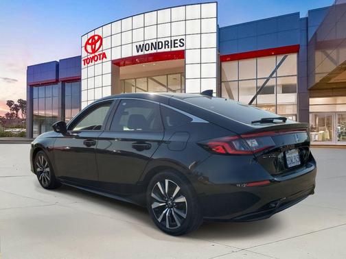 2022 Honda Civic EX-L