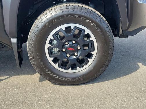 2025 Toyota Tacoma TRD Off Road