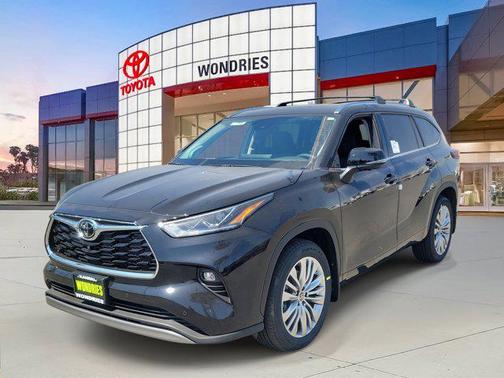 2025 Toyota Highlander Platinum