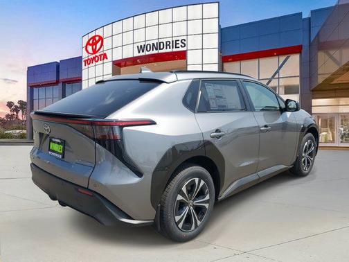 2025 Toyota bZ4X XLE