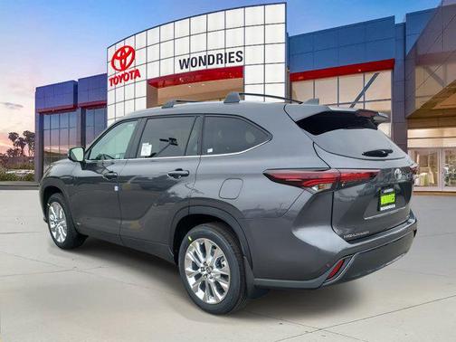 2025 Toyota Highlander Hybrid Limited
