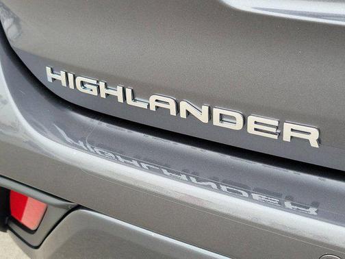 2025 Toyota Highlander Hybrid Limited
