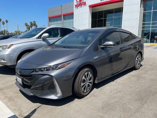 2022 Toyota Prius Prime XLE