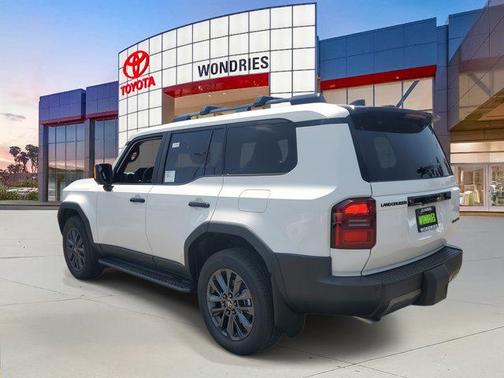 2025 Toyota Land Cruiser Base