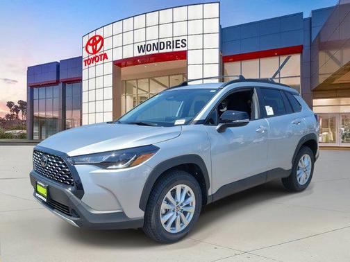 2025 Toyota Corolla Cross LE