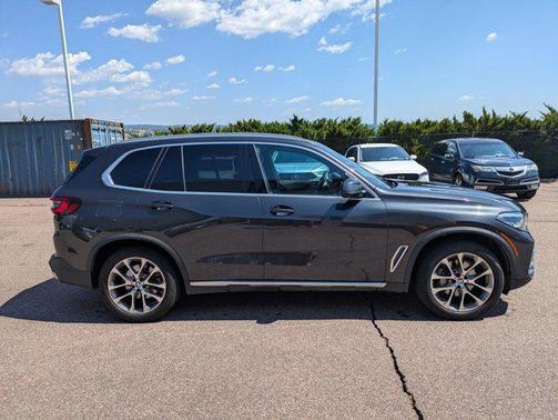 2022 BMW X5 xDrive40i