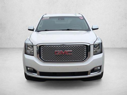 White Frost Tricoat 2017 GMC Yukon Denali