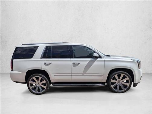 White Frost Tricoat 2017 GMC Yukon Denali