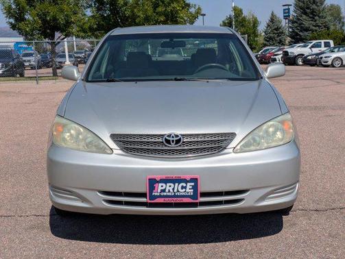 2004 Toyota Camry LE