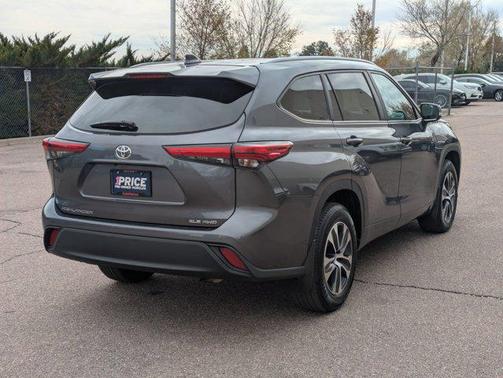 2023 Toyota Highlander XLE