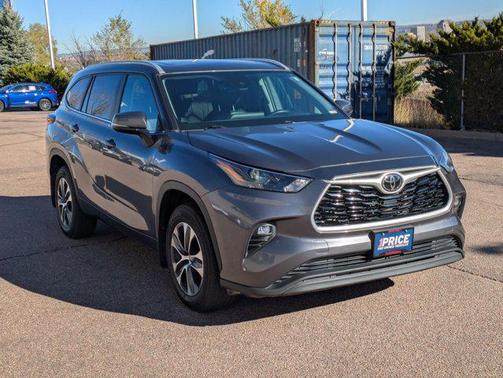 2023 Toyota Highlander XLE