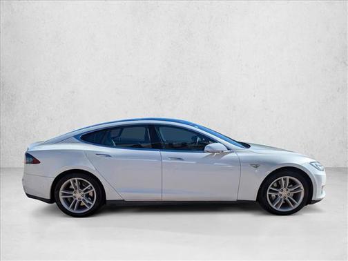 2016 Tesla Model S 90D