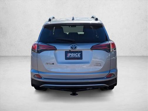 2016 Toyota RAV4 Hybrid XLE