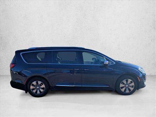 2019 Chrysler Pacifica Hybrid Limited