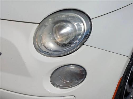 Bianco (White) 2012 FIAT 500 Pop