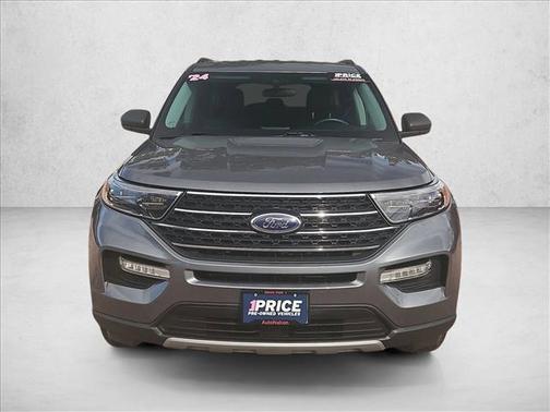 Carbonized Gray Metallic 2024 Ford Explorer XLT
