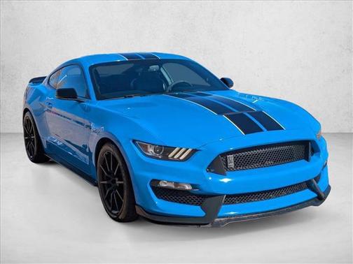 2017 Ford Shelby GT350 Base