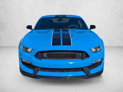 2017 Ford Shelby GT350 Base